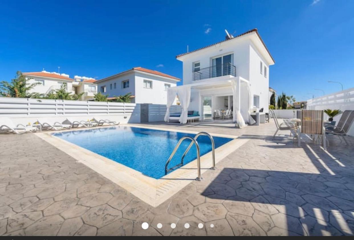 Villa Kolibri- Mythical Sands Paralimni Exteriör bild