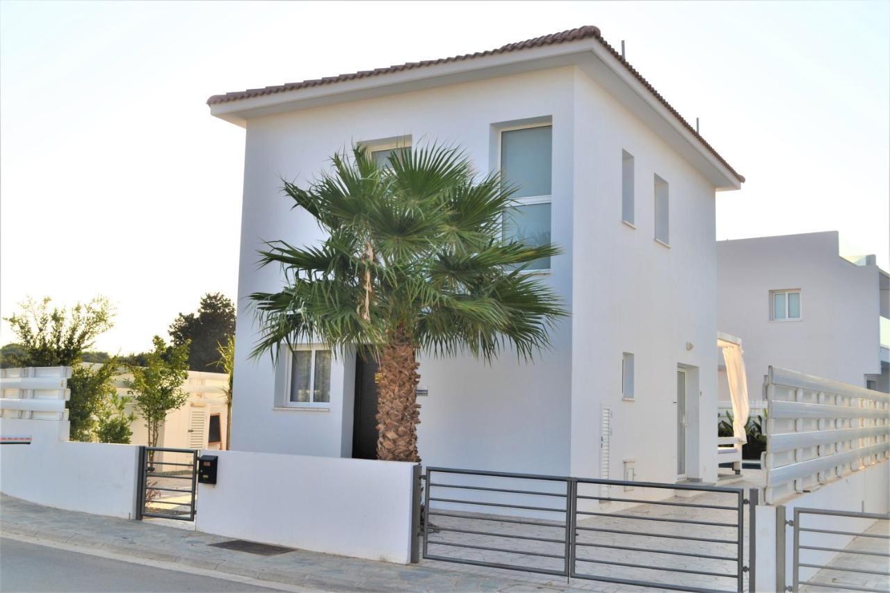 Villa Kolibri- Mythical Sands Paralimni Exteriör bild