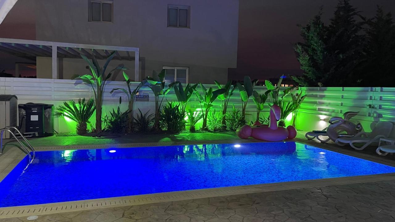 Villa Kolibri- Mythical Sands Paralimni Exteriör bild
